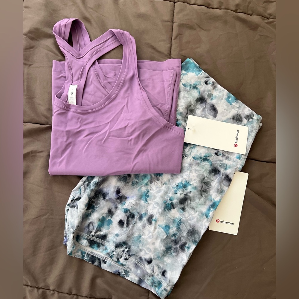 NWT Lululemon Set!! Size 20